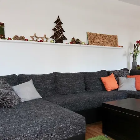 Daire Ferienwohnung Hans Im Gluck